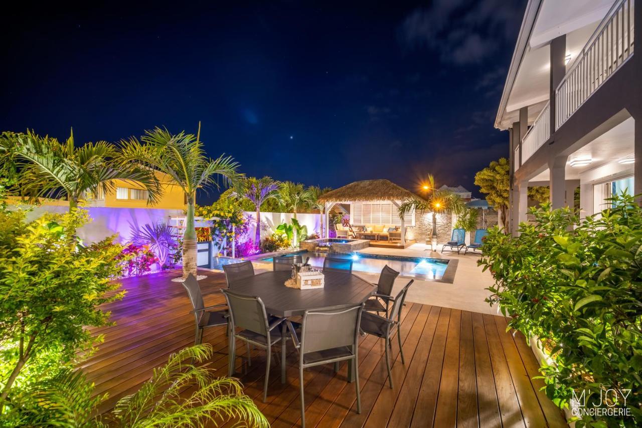 La Villa Rosaya - Piscine & Jacuzzi แซ็ง-ปีแยร์ ภายนอก รูปภาพ
